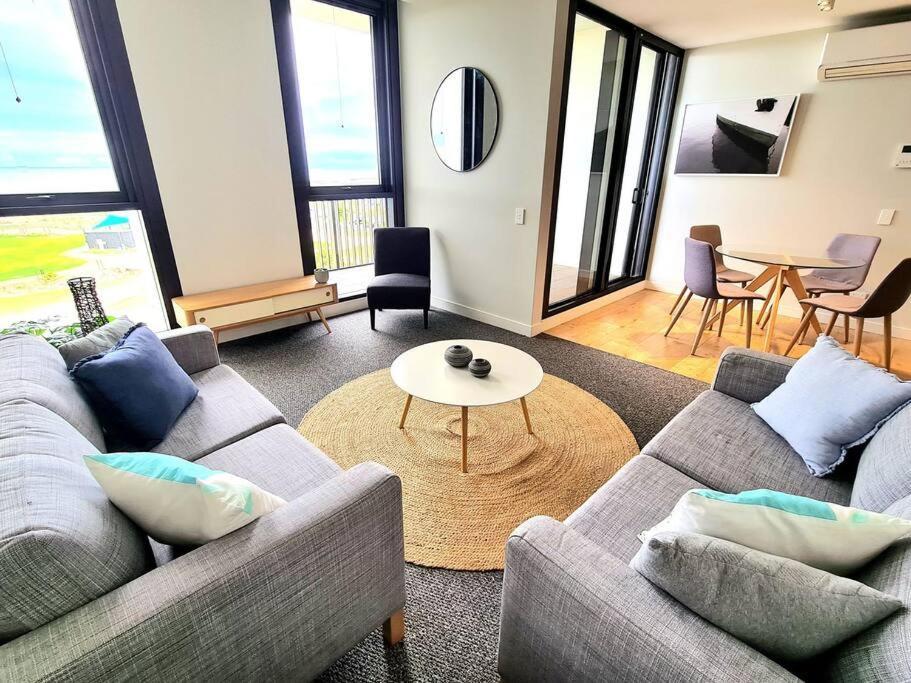 309 Waterfront Apartment